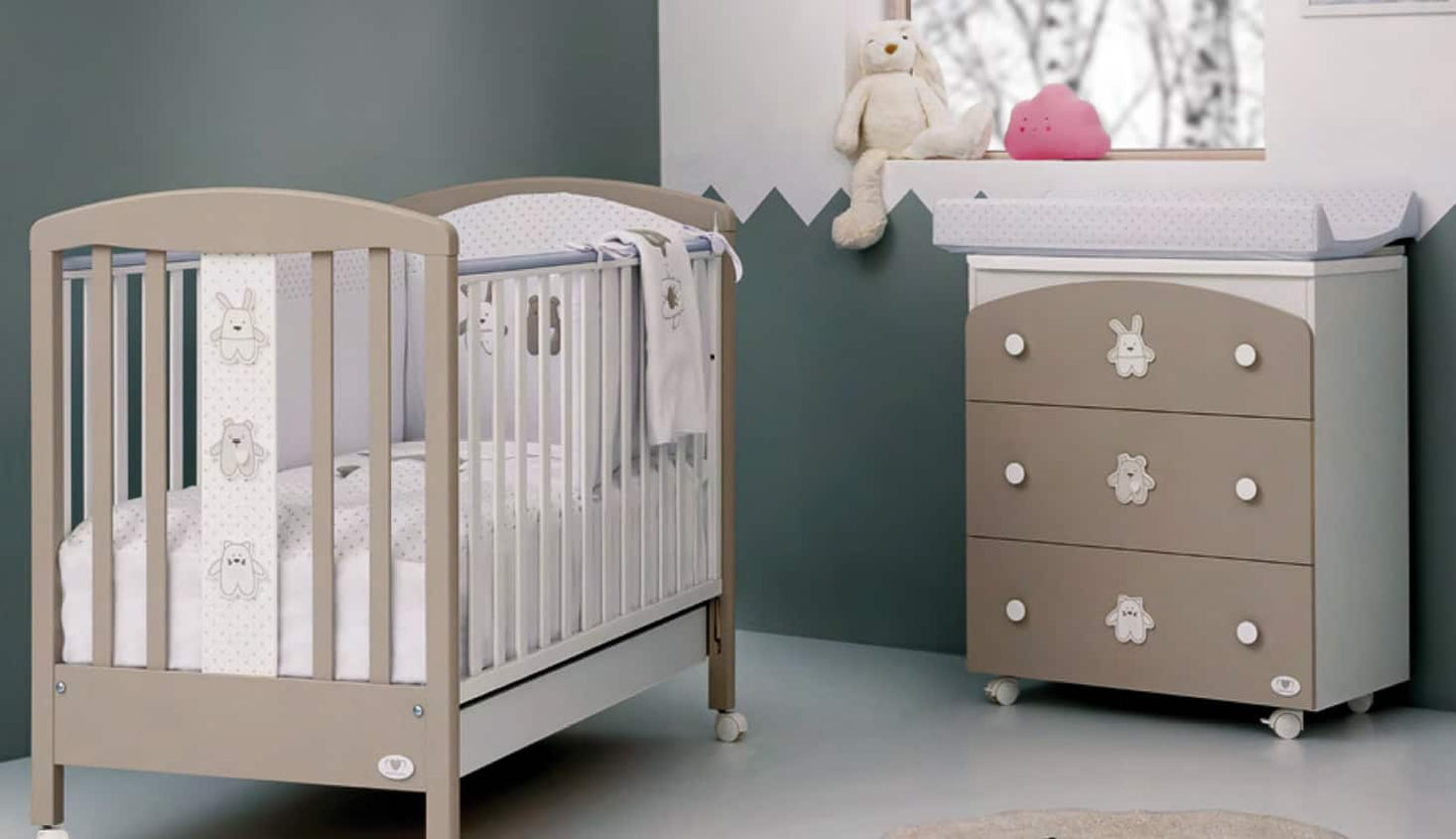 Chambre de Ted avec. Gris Tourterelle - Petits Coeurs